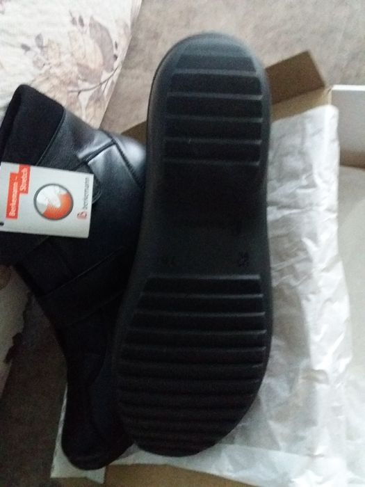 по ДОГОВАРЯНЕ продавам ОРТОПЕДИЧНИ боти Беркеман