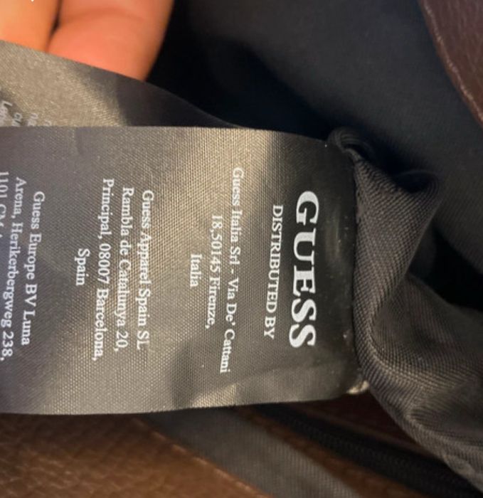 Geanta piele naturala Guess
