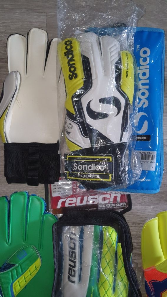 Вратарски ръкавици Adidas Uhlsport Sondico Reusch