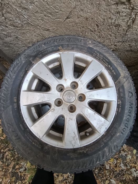 Диски на камри 40 с зимним комплектом шин