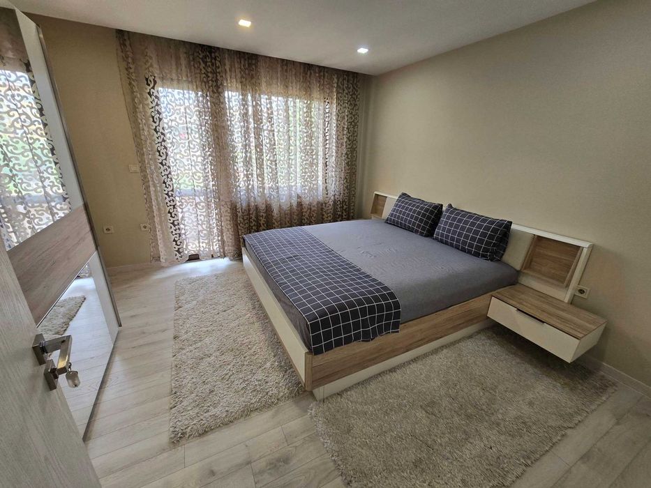 Дава се под наем Тристаен апартамент в Стара Загора, Център - 120 кв.м за 535.5 € - Снимка #7