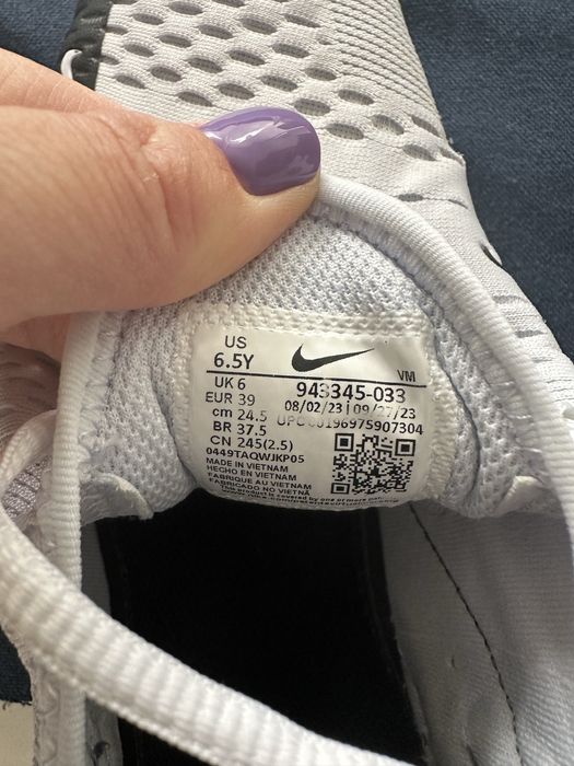 Маратонки NIKE AIR MAX 270, 39 номер