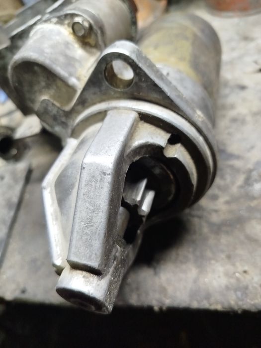 Стартер на газель.в отл.состоянии