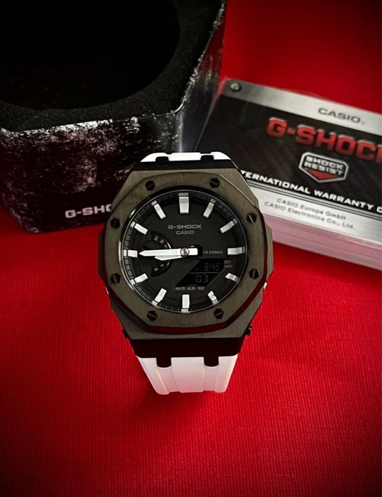 G-Shock GA-2100 AP Mod - Black/White Premium мод +кутия, топ състояние