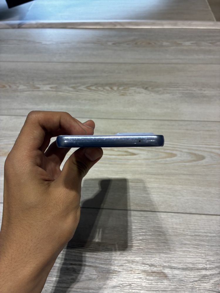 Samsung A53 5g………….Продаю при втрече