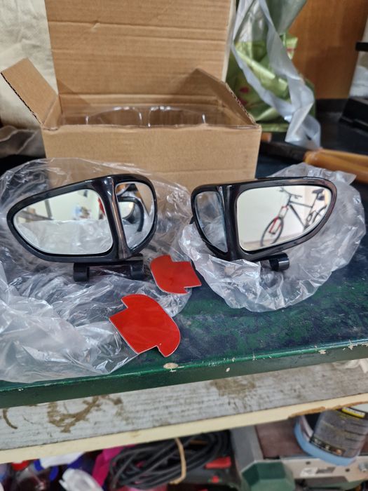 Странични въртящи на 360° огладала за обратно виждне