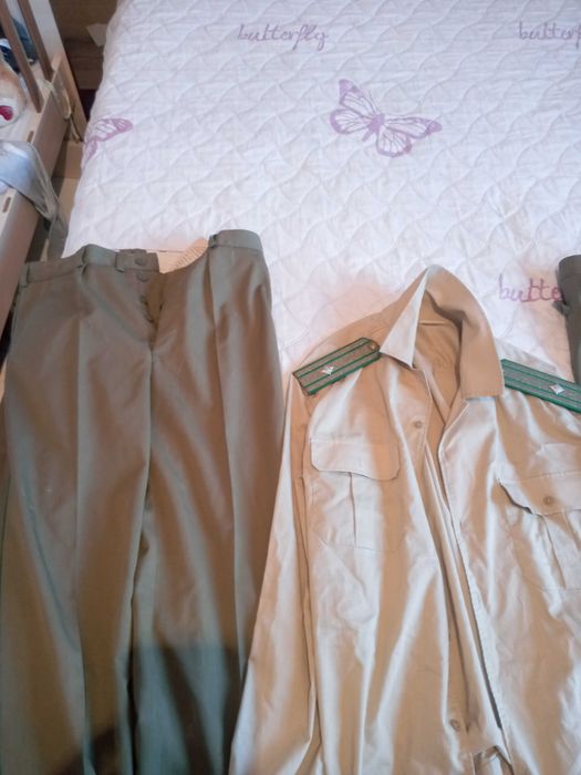 Военни дрехи ,от едно време