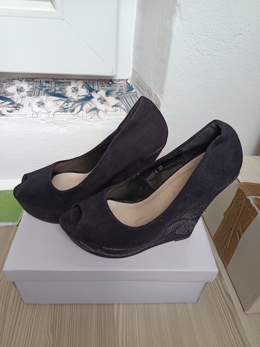 Sandale piele întoarsă