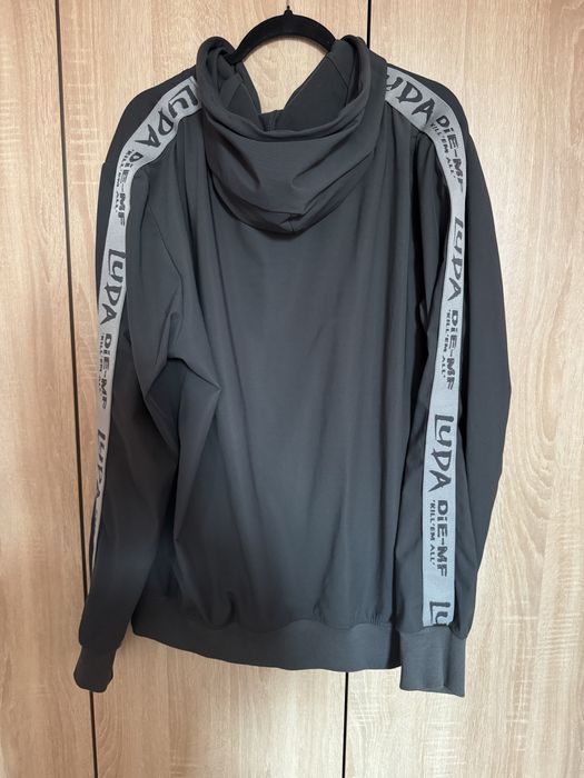 Мъжки екип на LUDA