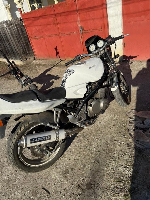 Suzuki Bandit 400
