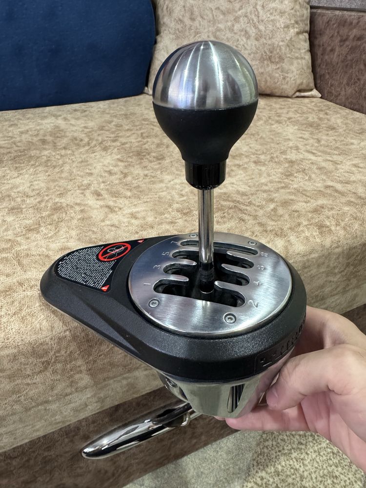 Продам thrustmaster th8a shifter