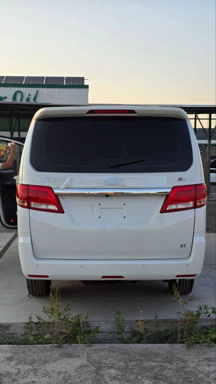 JAC M4 Минивэн наличида 9 уриндикли / автомат кп