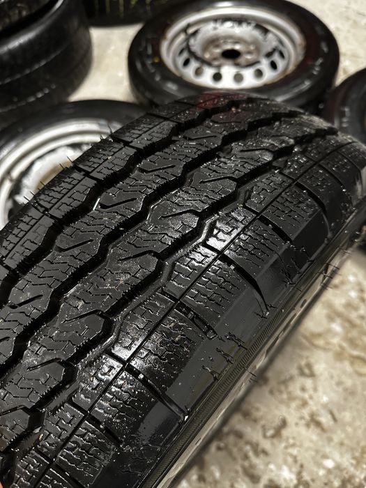 Anvelope iarna noi 205/65/16c