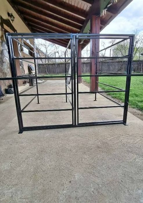 Boxe pentru muls oi 
Oferim calitate superioara,  cât și transport gra