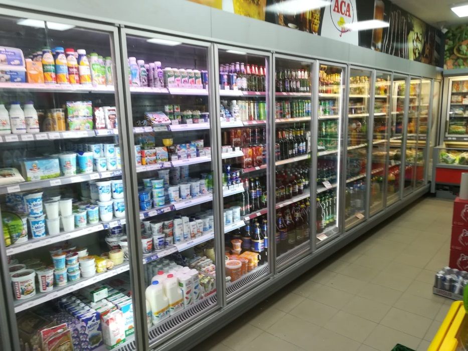 Rafturi frigorifice pentru magazin sau supermarket