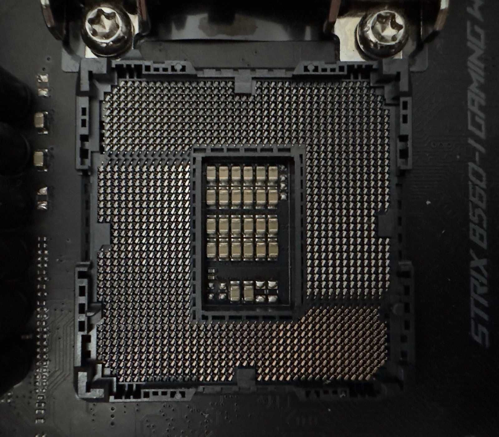 Asus Rog Strix B560i Gaming Wi-Fi, LGA 1200