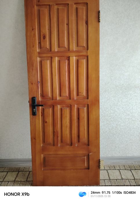 Продам дверь входная деревянная