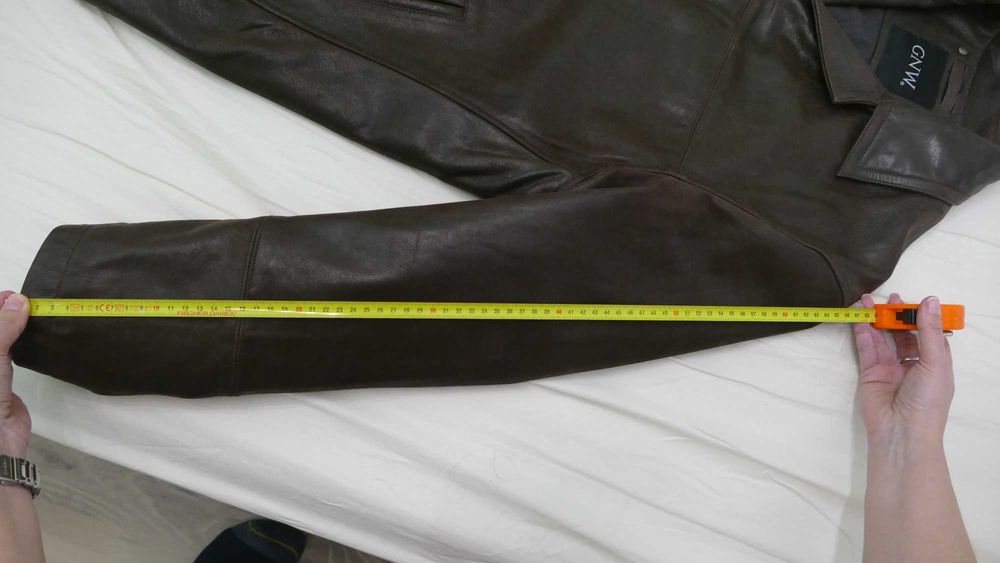 Geaca din piele naturala