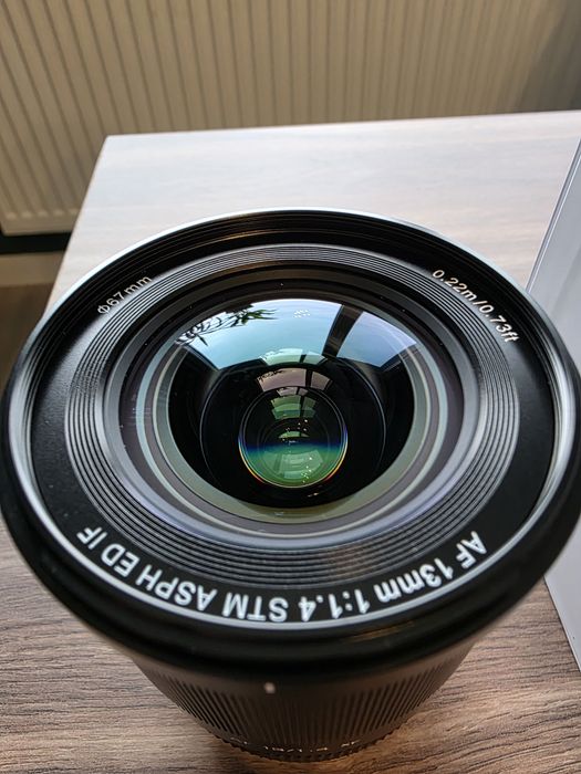 Viltrox 13mm f/1.4 Fujifilm nou in garantie