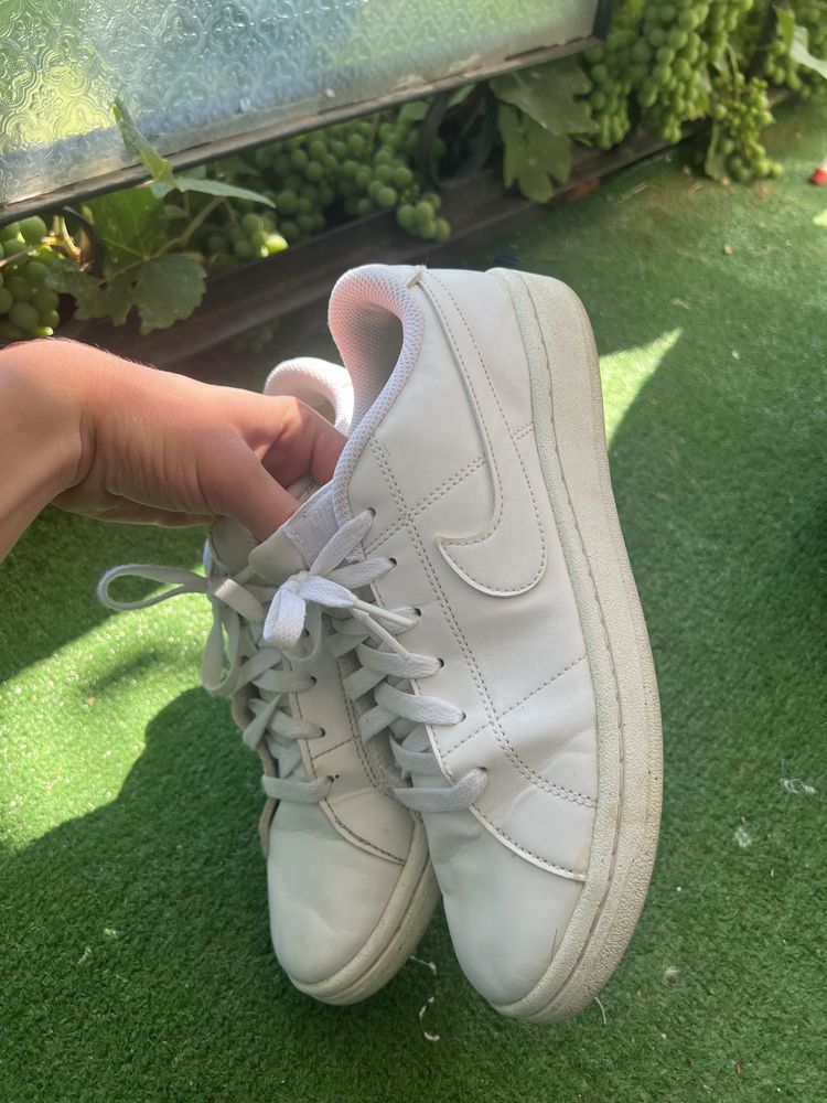 Маратонки nike оригинални