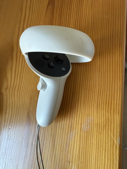 Oculus Quest 2 очила за виртуална реалност