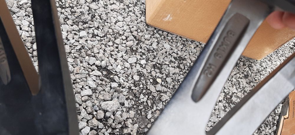 Jenti pe 19 set 4 bucati