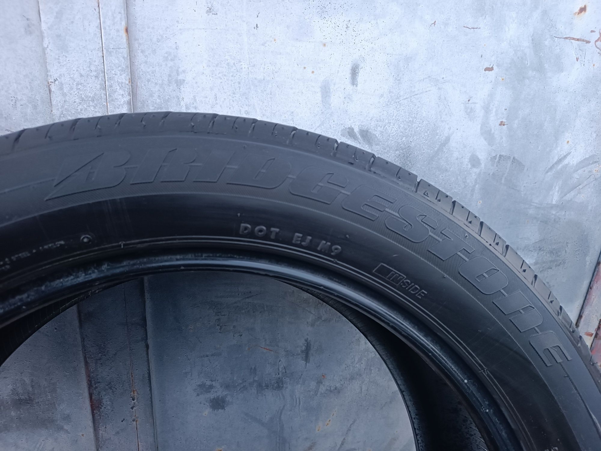 235/55/20 Bridgestone