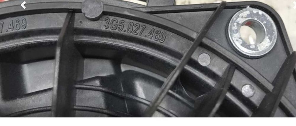 Vand Maner exterior haion cu sigla/ emblema VW Passat B8 3G5827469