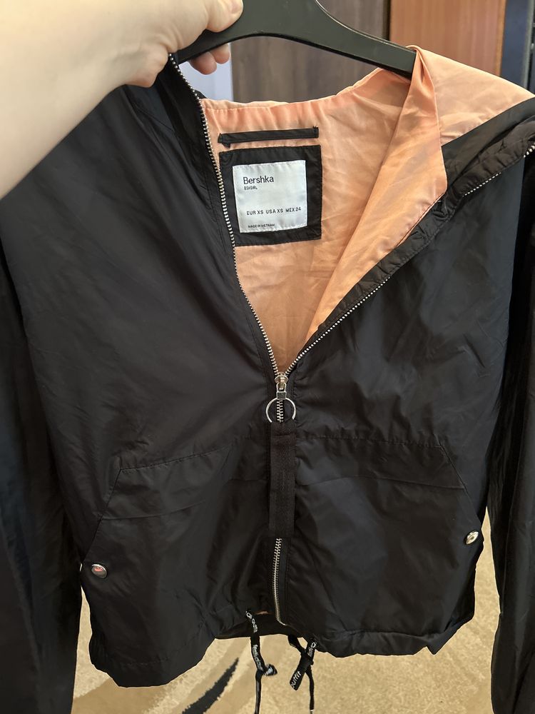 Hanorac Bershka de vara