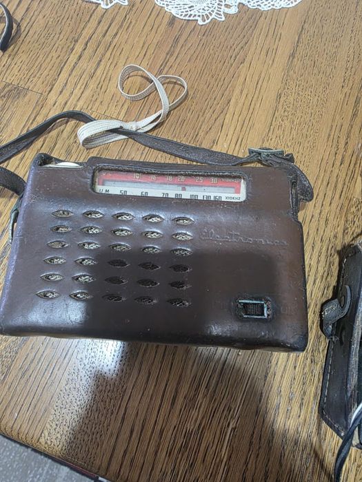 Radio vechi electronica si transitor realtone