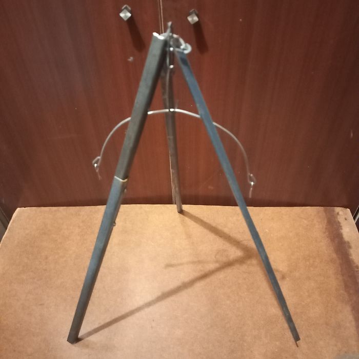 Керосинка и таган.