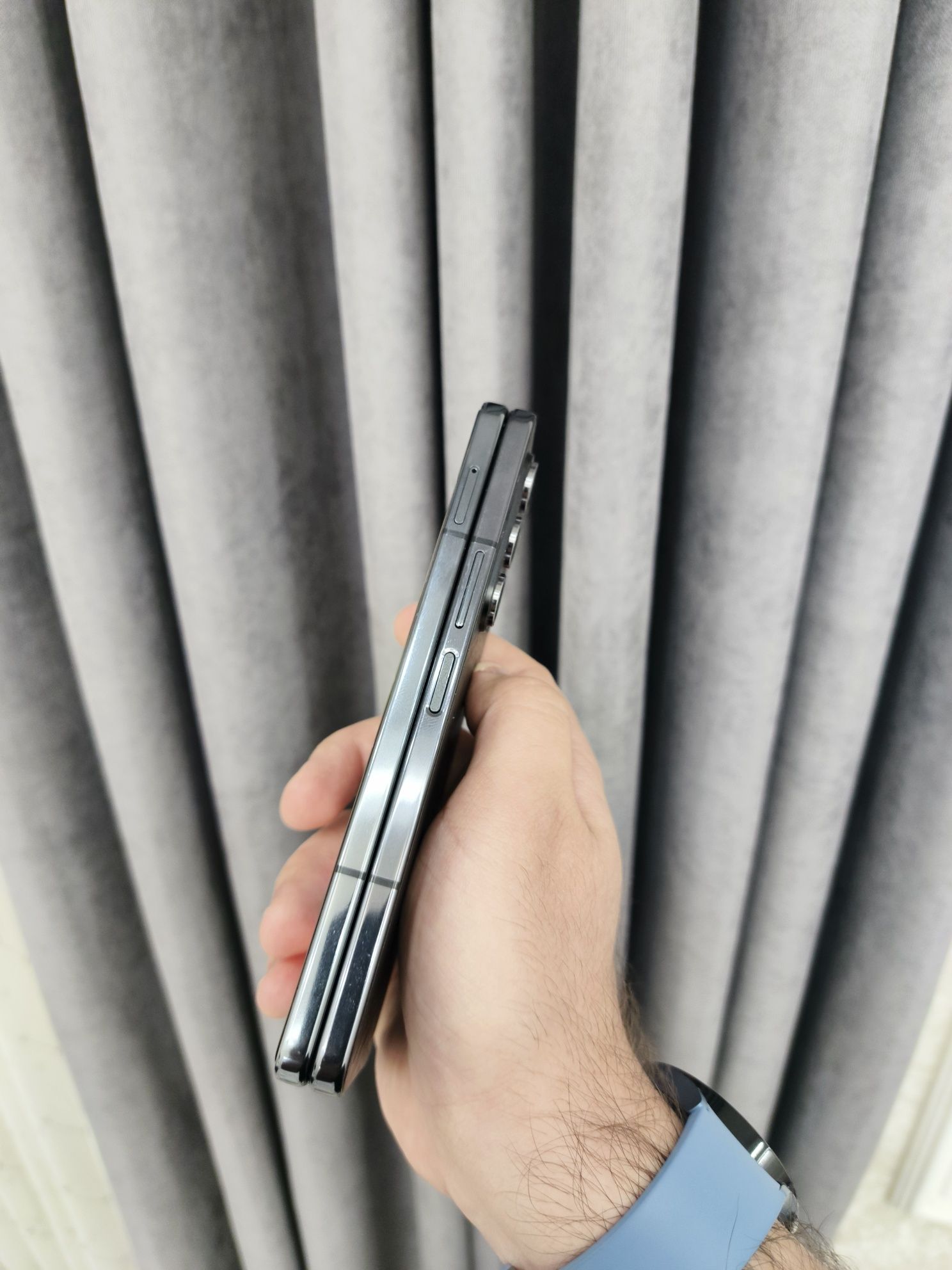 Samsung galaxy z fold 5