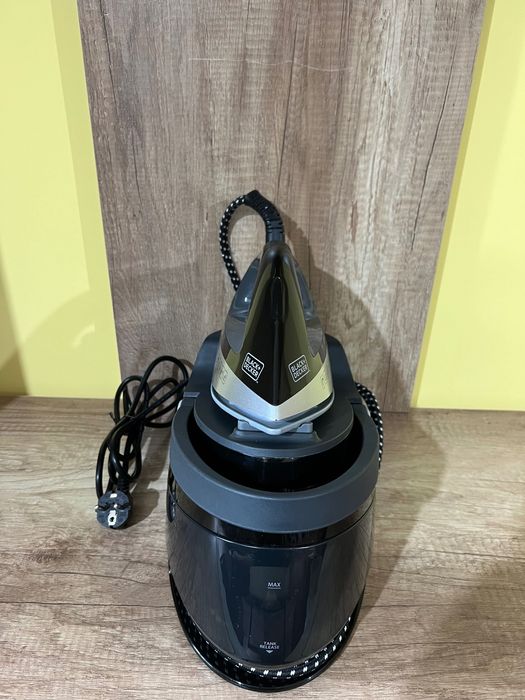 Парогенератор Black&Decker Steam Station 2200 W