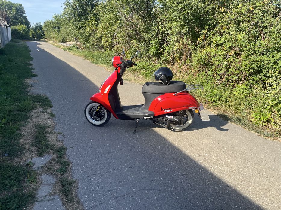 Scuter 49 cc Motowell Germania( Vespa Primavera)service, 2200 km, acte