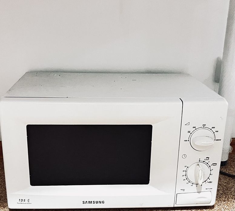 Микроволновка Samsung