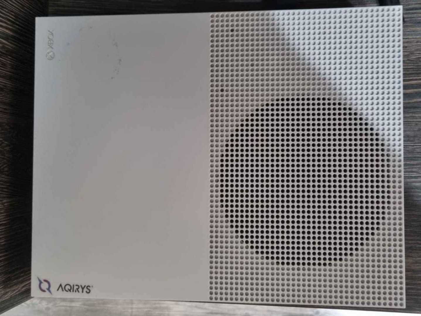 Xbox One S 1TB + 5 Jocuri Xbox