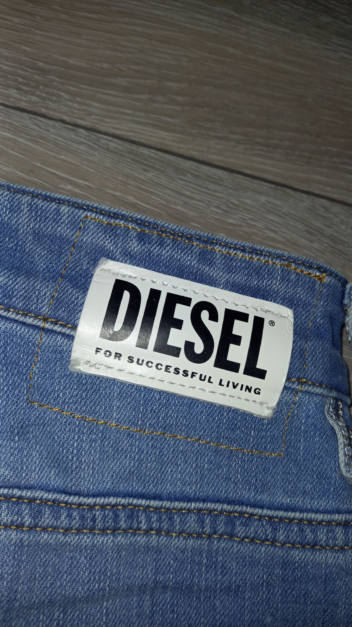 DIESEL нови дънки