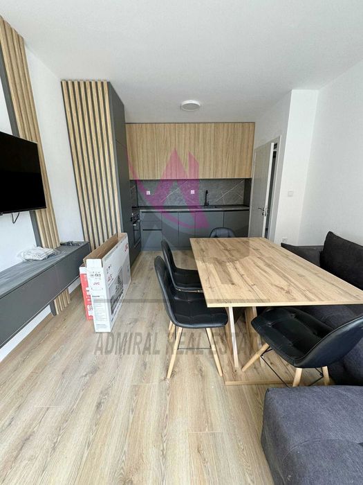 Дава се под наем Двустаен апартамент в Варна, Възраждане 3 - 60 кв.м за 350 € - Снимка #1