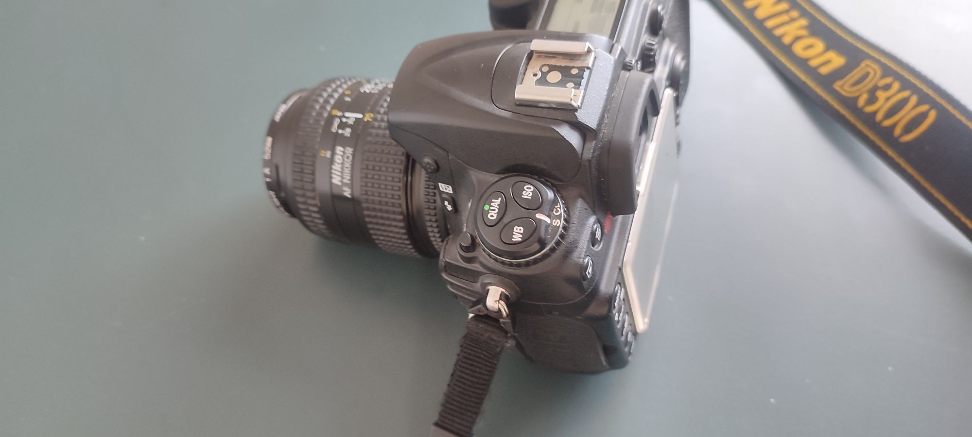 Nikon d300 + obiectiv Nikon 28-70