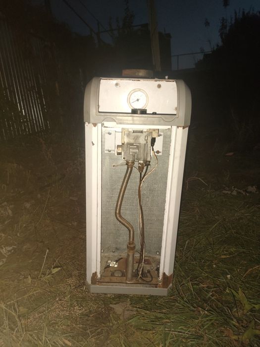 Продам газовый котел