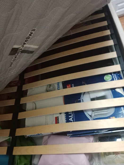 Продаю уютную двуспальную кровать в хорошем состоянии.
Размер: 180 × 2