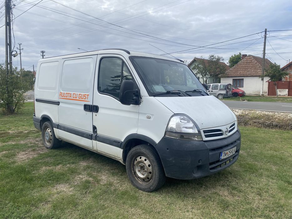 Nissan interstar 2.5