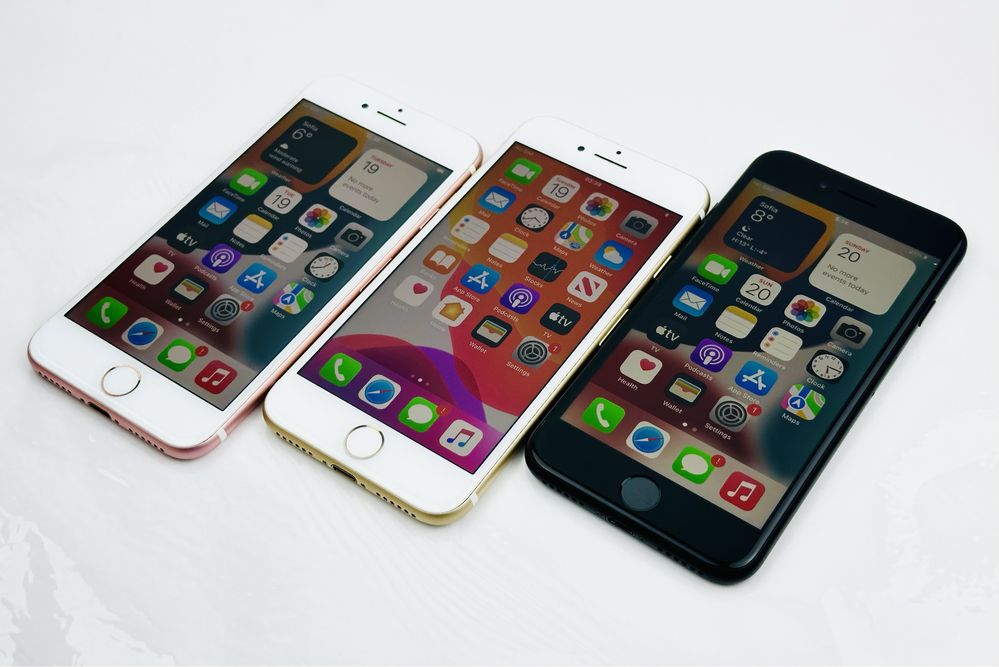 Apple iPhone 7 32GB Matte Black / Gold / Rose Gold Отличен! Гаранция!