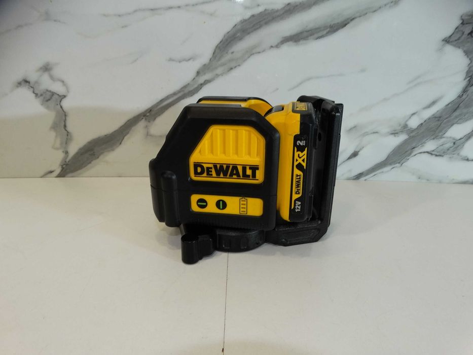 DeWALT DCE 088G - Зелен лазер