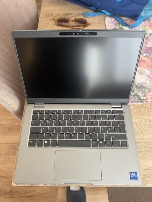 Dell Latitude 5350, Intel Ultra 5, Touchscreen, 16gb ddr5