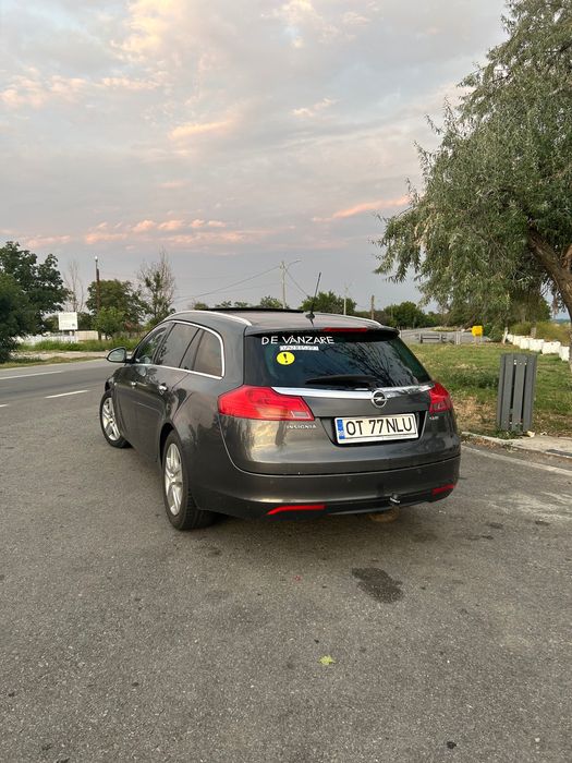 Opel insignia 2011