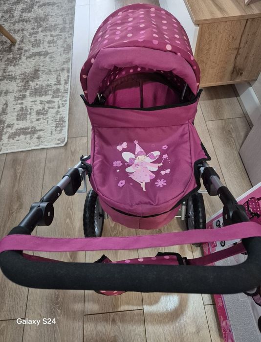Количка за кукли, много запазена.
