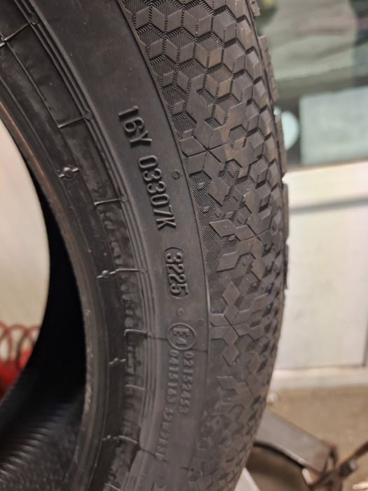 Нови 215 55 17 Continental