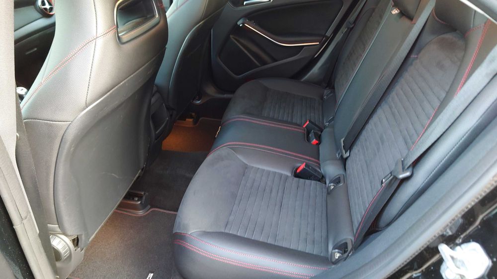 Mercedes CLA 180 Coupe AMG Line