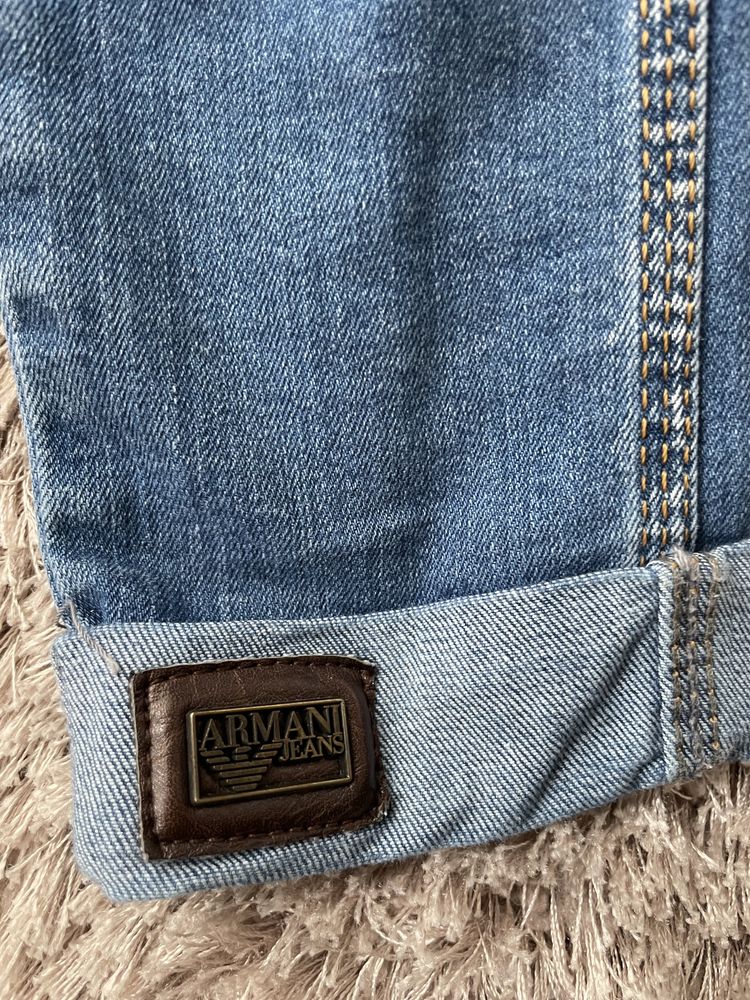 Дънки, Armani Jeans